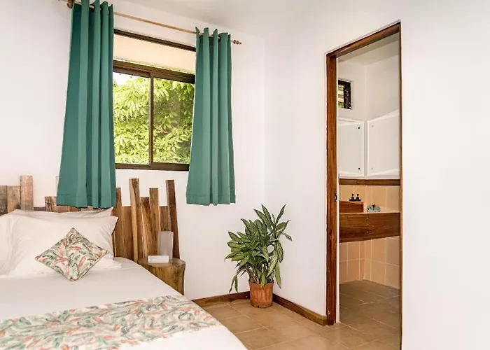 Drift Away Eco Hotel 3*